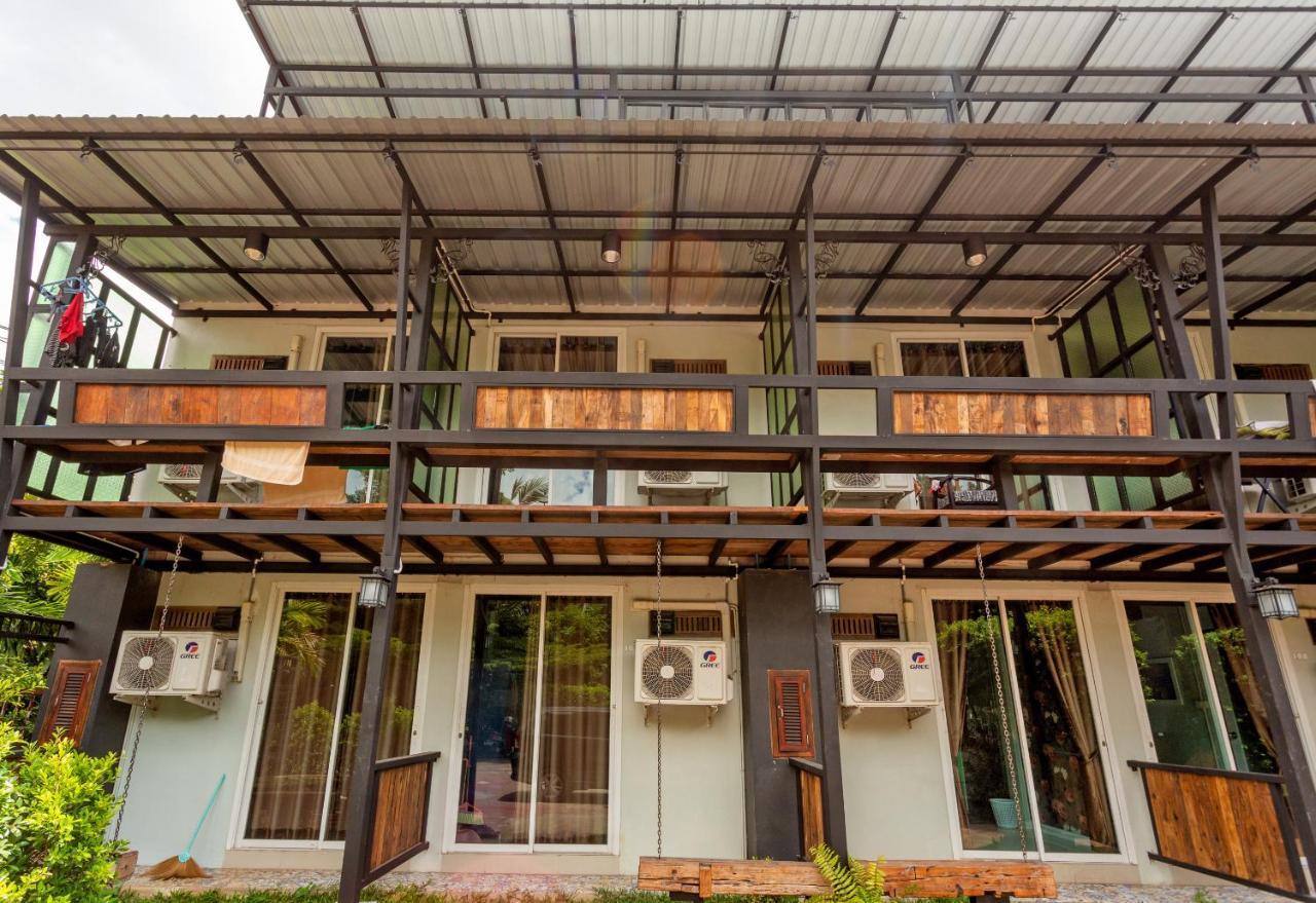 Capital O 1051 Pagoda House Chiang Mai Exterior foto