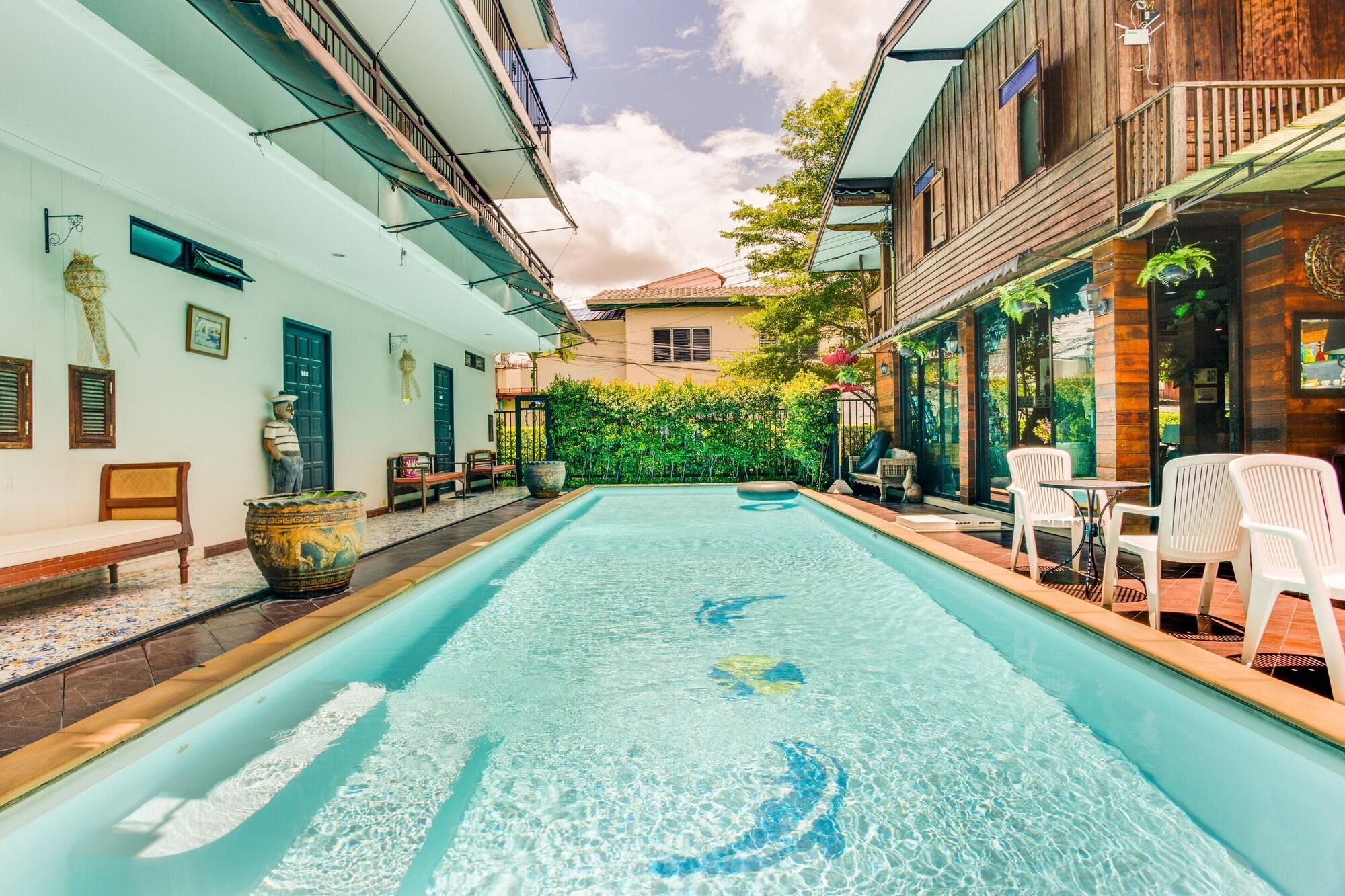 Capital O 1051 Pagoda House Chiang Mai Exterior foto