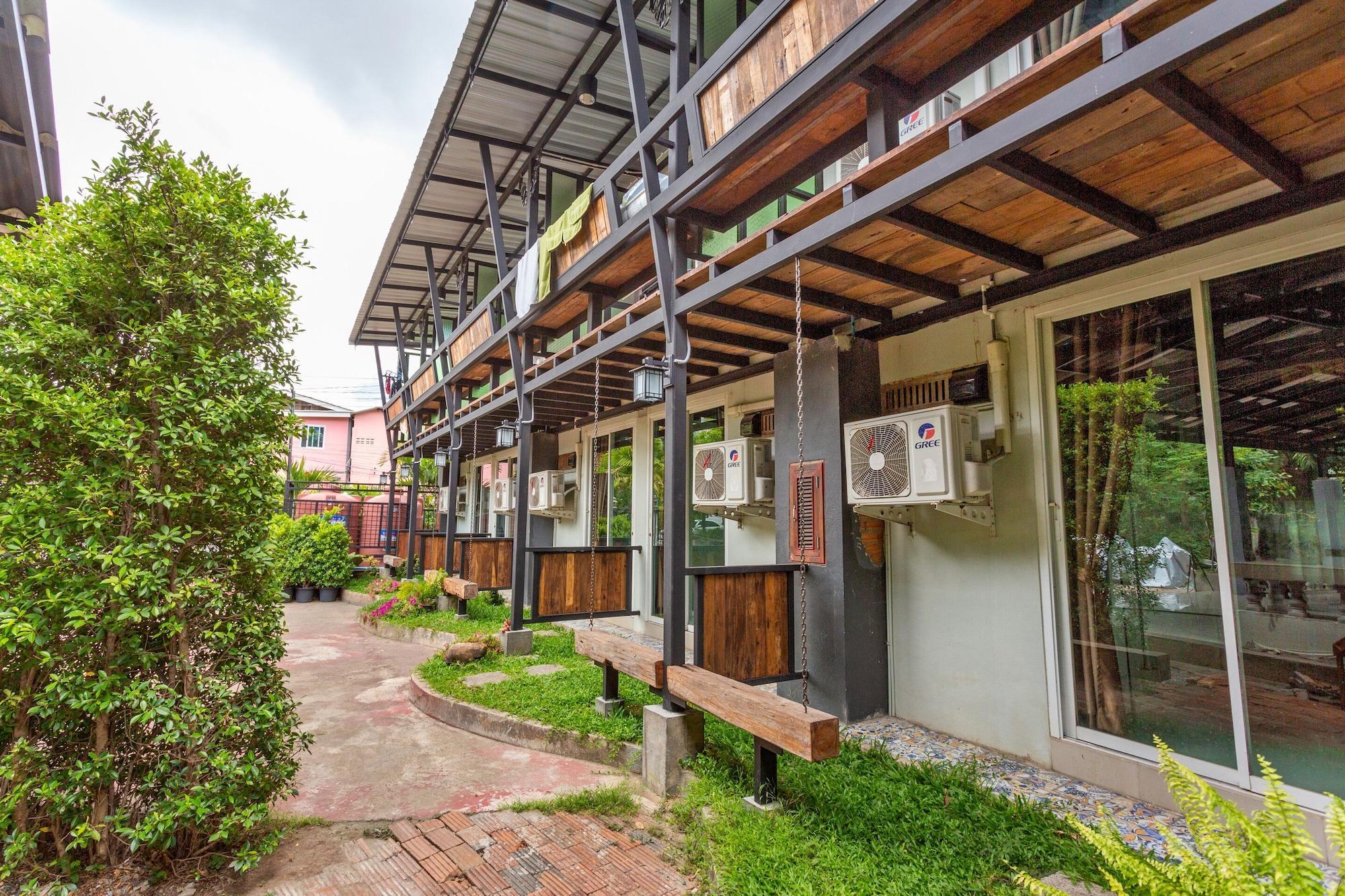 Capital O 1051 Pagoda House Chiang Mai Exterior foto