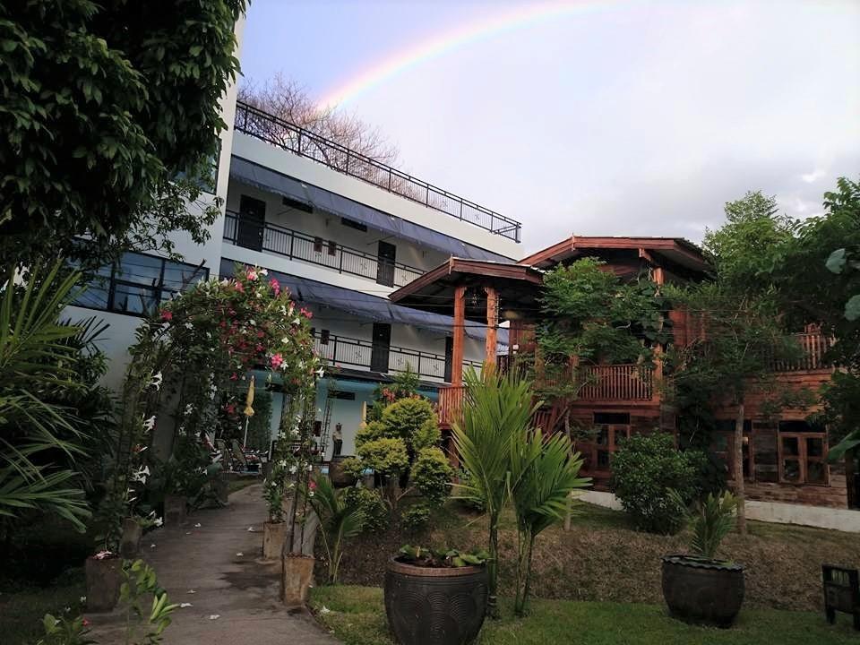 Capital O 1051 Pagoda House Chiang Mai Exterior foto